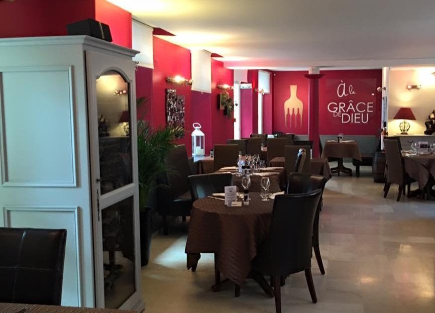 Hotel A La Grace De Dieu Brie-Comte-Robert Eksteriør bilde